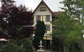 Egmont Mountain House